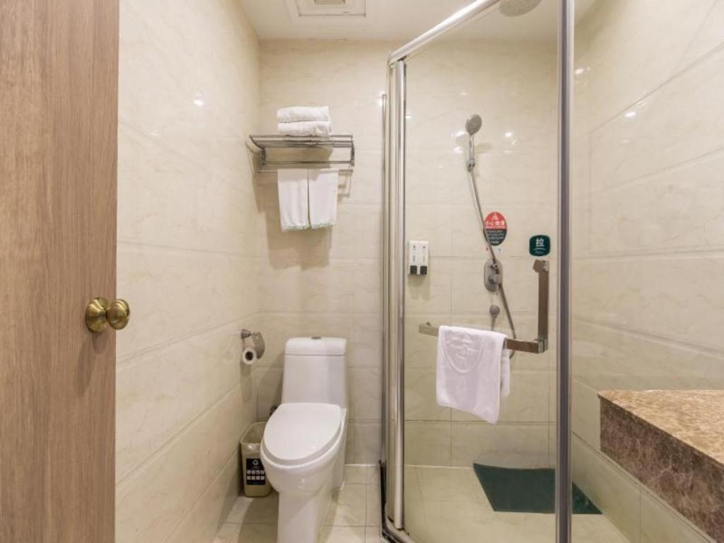 Greentree Zhoupu Town Xiupu Road Business 3*